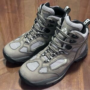 Vasque Breeze XCR GTX Vibram Women Waterproof Leather Hiking Trail Boot Size 9.5
